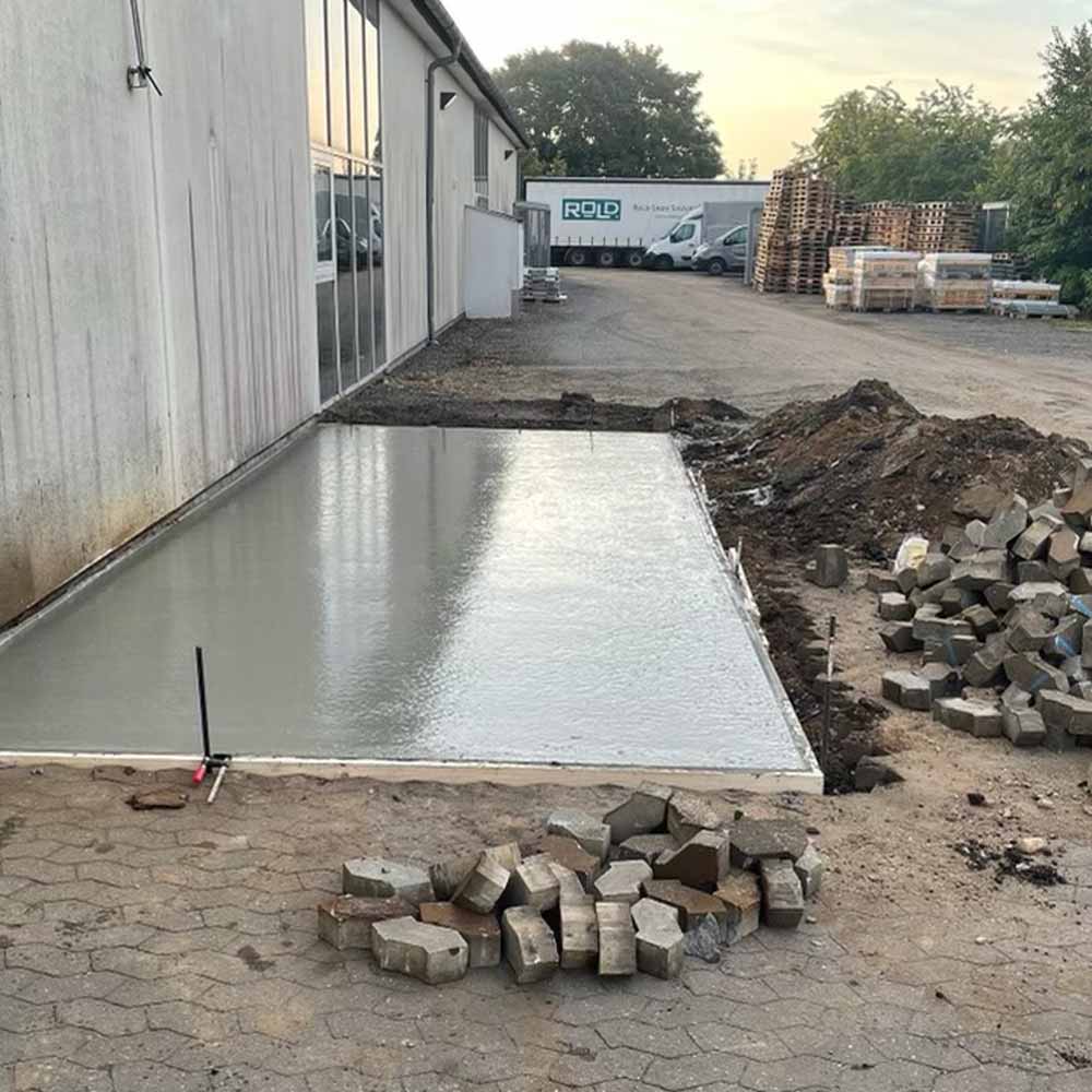 Støbning af betonplads